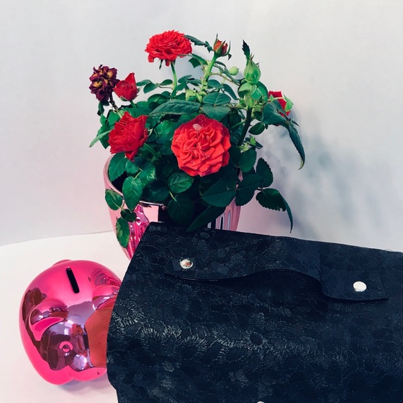 Handcrafted leather and oak bag - Picture 3 of 4